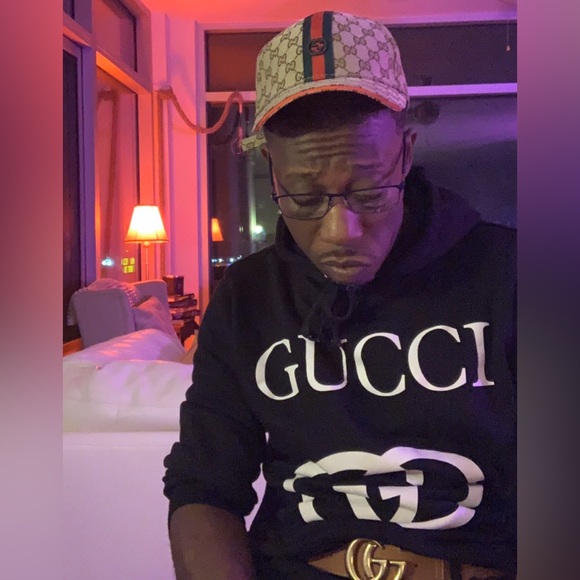 Meet your Posher, Brian. New to the world of Poshmark but so far so good! 👍🏾 - Picture 2 of 11